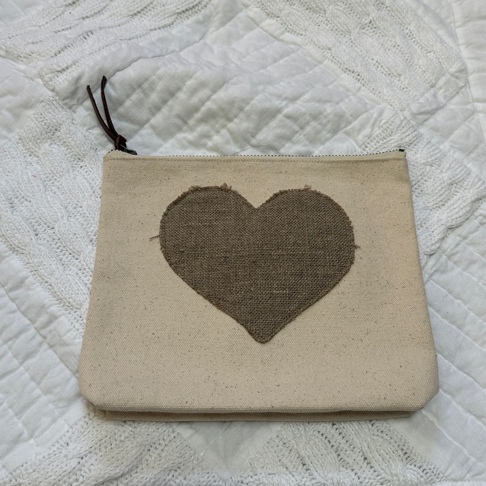 Sugarboo Designs Heart Pouch - Picture 4 of 9